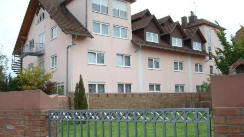 Hotel Zur Eisenbahn رودغاو المظهر الخارجي الصورة